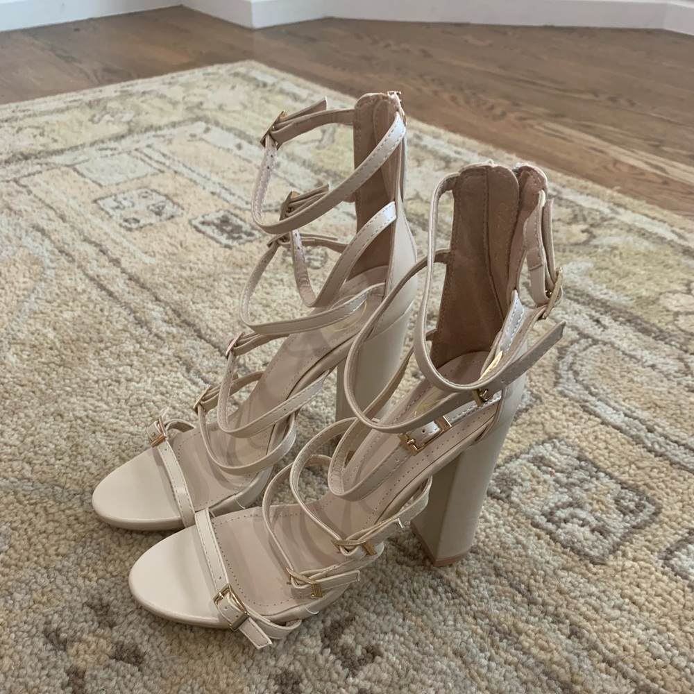 ASOS nude heel size 6